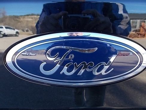 Used 2019 Ford F150 Lariat w/ Equipment Group 502A Luxury image 39