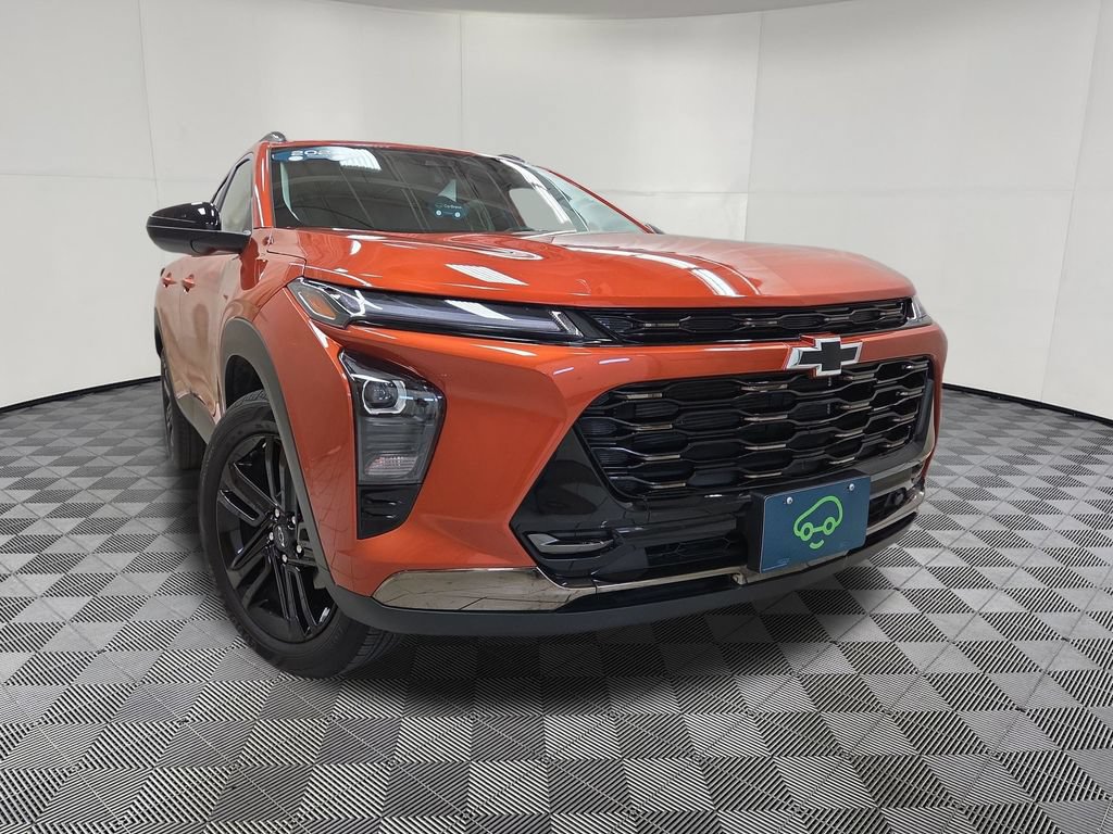 Certified 2024 Chevrolet Trax ACTIV w/ Sunroof Package FWD image 2