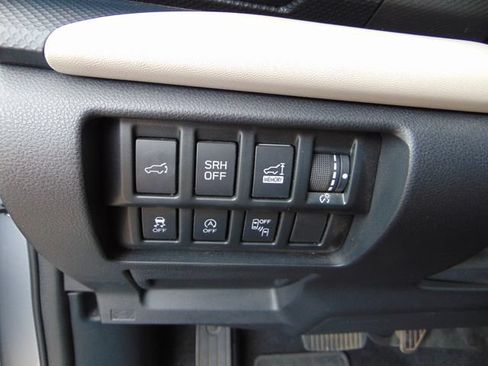 Used 2023 Subaru Forester Limited AWD/4WD image 19