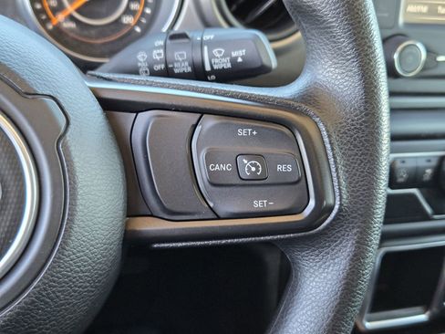 Used 2020 Jeep Wrangler Unlimited Sport image 29