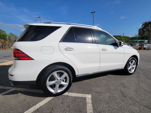 Used 2016 Mercedes-Benz GLE 350 4MATIC w/ Premium Package image 12