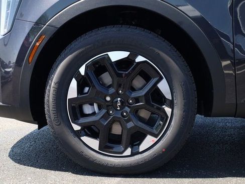 New 2025 Kia Sorento S w/ Panoramic Sunroof Package image 8