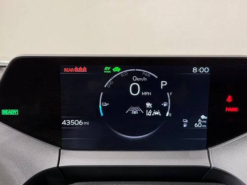 Certified 2024 Toyota Prius Prime FWD image 26