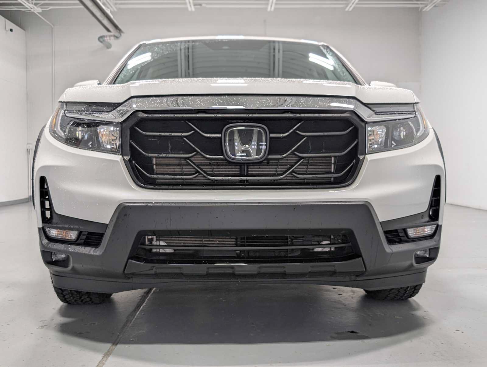 Used 2022 Honda Ridgeline RTL-E image 2