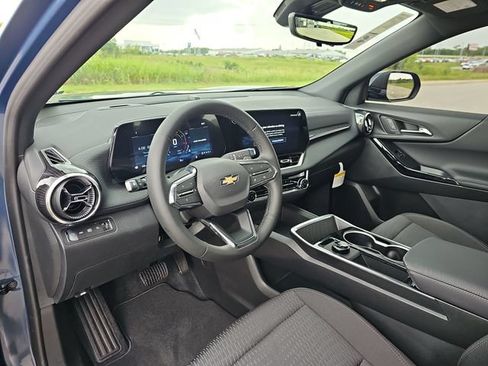 New 2026 Chevrolet Equinox LT w/ Safety and Technology Package AWD/4WD image 10