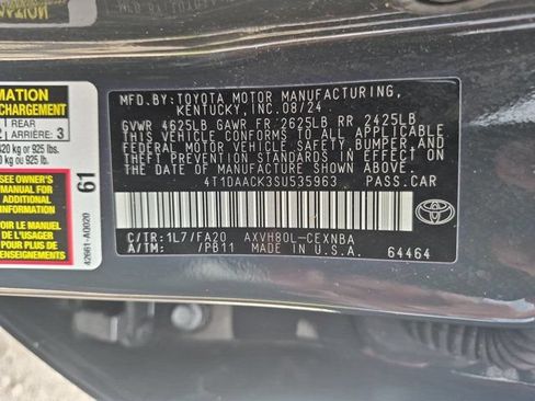 Used 2025 Toyota Camry LE FWD image 35