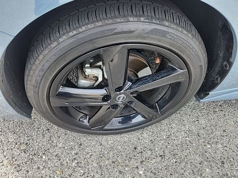 Used 2025 Nissan Sentra SR image 8