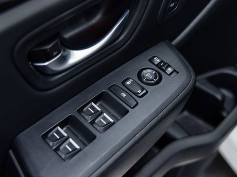 Used 2025 Honda Pilot Black Edition image 12