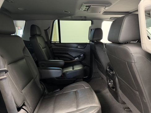 Used 2020 Chevrolet Tahoe Premier AWD/4WD image 23