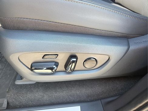 Used 2026 Lexus GX 550 image 15