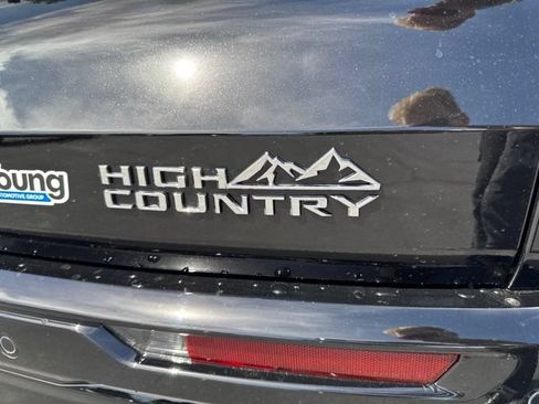 New 2026 Chevrolet Traverse High Country w/ LPO, Floor Liner Package AWD/4WD image 10
