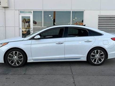 Used 2017 Hyundai Sonata Limited 2.0T FWD image 3