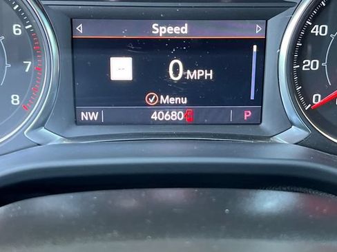 Used 2023 GMC Acadia SLE w/ Driver Convenience Package FWD image 37