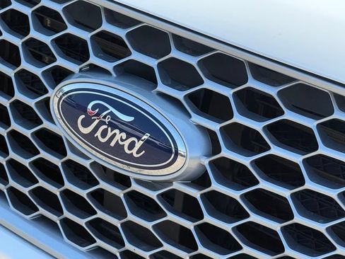 Certified 2023 Ford Edge SEL w/ Convenience Package AWD/4WD image 26