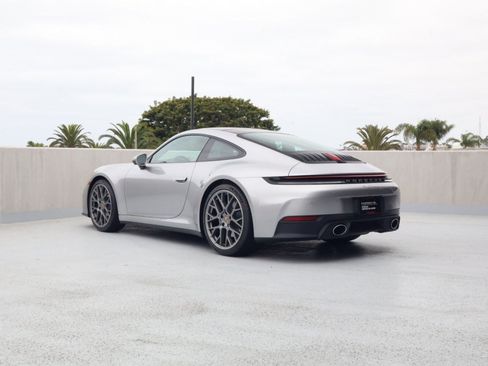 Certified 2026 Porsche 911 Carrera RWD image 3