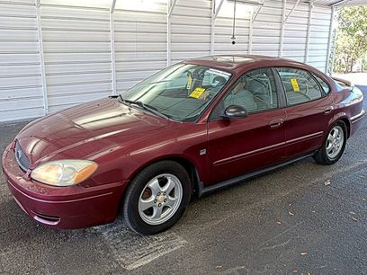 Used 2004 Ford Taurus SES