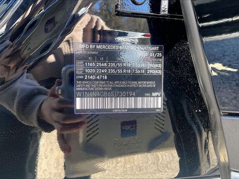 Used 2025 Mercedes-Benz GLA 250 image 34