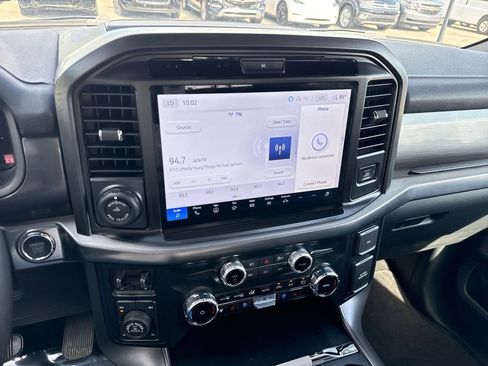 Used 2025 Ford F150 Lariat AWD/4WD image 21