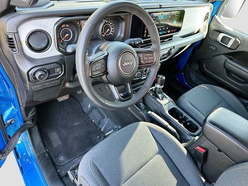 Used 2024 Jeep Wrangler Sport S image 9