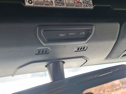 Used 2022 Jeep Wrangler Unlimited Sahara w/ LED Lighting Group AWD/4WD image 26