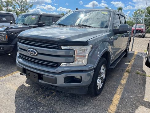 Used 2019 Ford F150 Lariat w/ Equipment Group 502A Luxury AWD/4WD image 3