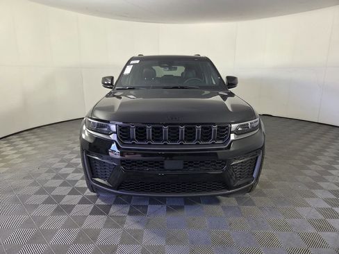 New 2026 Jeep Grand Cherokee Altitude RWD image 3