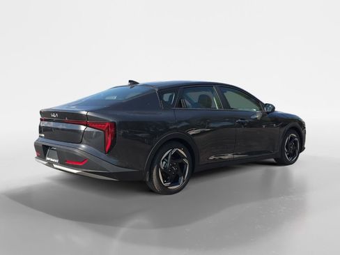 New 2025 Kia K4 EX image 5
