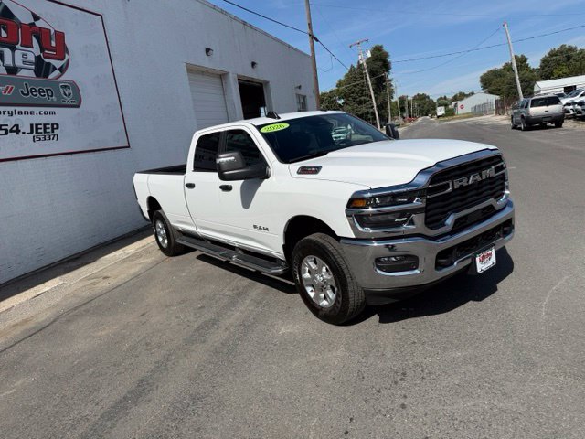 Used 2026 RAM 2500 Big Horn AWD/4WD image 3