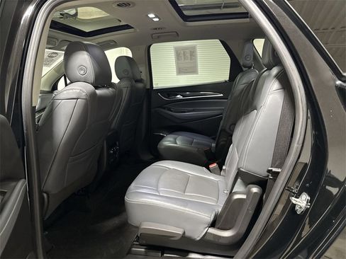 Used 2018 Buick Enclave Premium w/ Experience Buick Package image 24