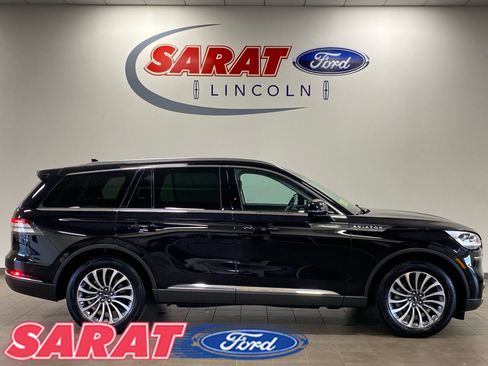 Used 2023 Lincoln Aviator Reserve w/ Equipment Group 201A image 1