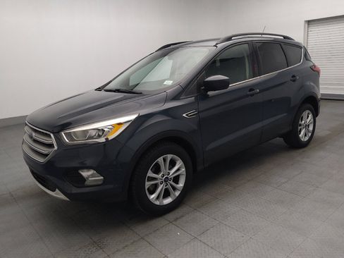 Used 2019 Ford Escape SEL FWD image 2