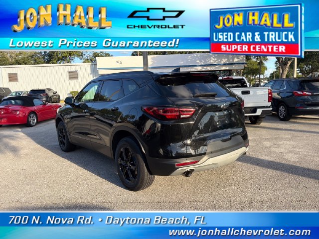 Used 2025 Chevrolet Blazer LT w/ Midnight/Sport Edition FWD image 6