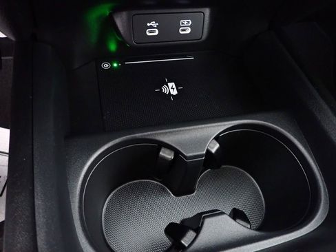 Used 2026 Honda HR-V EX-L image 4