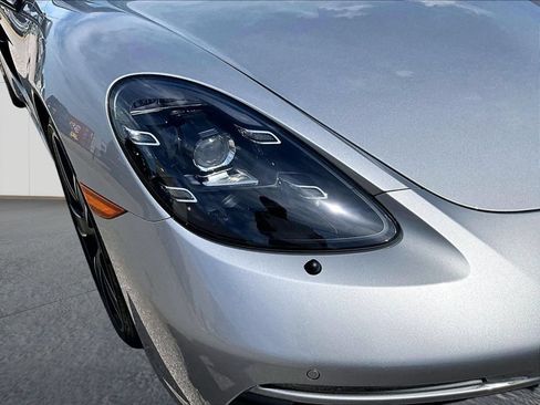 Certified 2024 Porsche 718 Boxster GTS RWD image 12