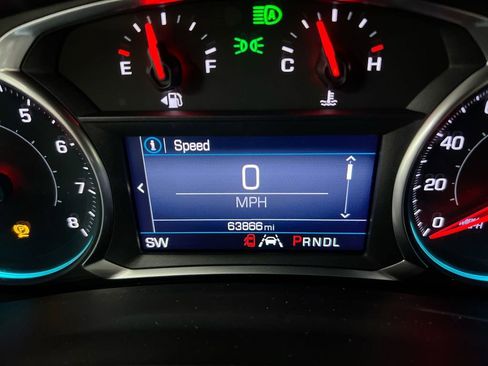 Used 2021 Chevrolet Equinox LT image 13