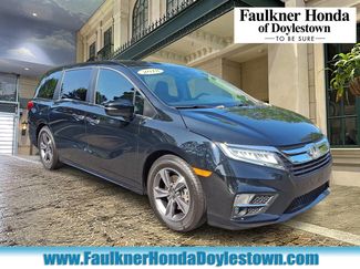 Certified 2018 Honda Odyssey Touring image 1