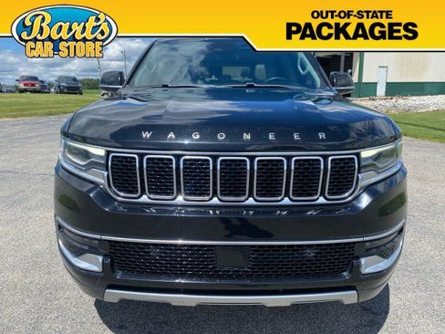 Used 2022 Jeep Wagoneer Series II w/ Premium Group I AWD/4WD image 2