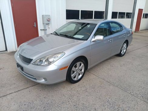 Used 2005 Lexus ES 330 image 1