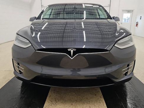 Used 2018 Tesla Model X 75D image 7