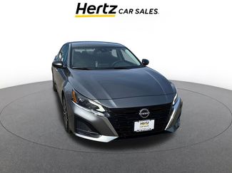 Used 2025 Nissan Altima 2.5 SV video 1