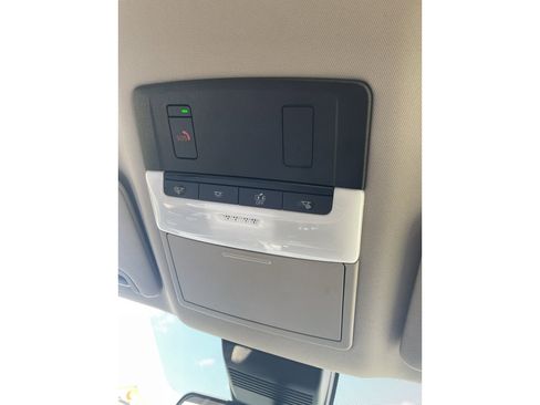 Used 2025 Nissan Altima 2.5 SV image 16