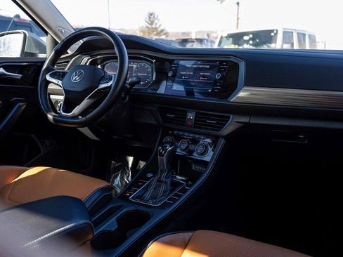 Used 2024 Volkswagen Jetta SEL image 32