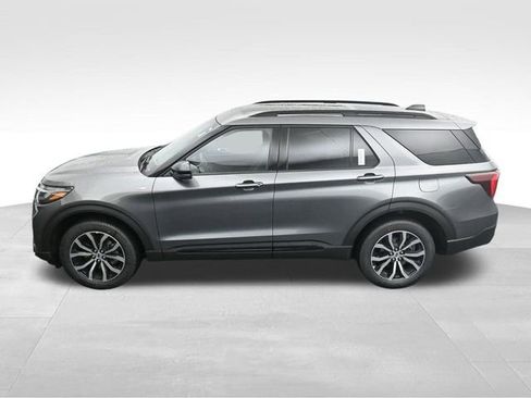 New 2026 Ford Explorer ST-Line image 16