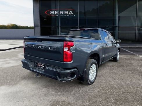 Used 2021 Chevrolet Silverado 1500 LT w/ LPO, Dark Essentials Package AWD/4WD image 5