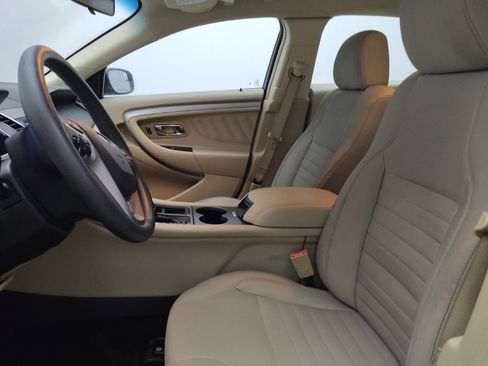 Used 2015 Ford Taurus SE FWD image 17