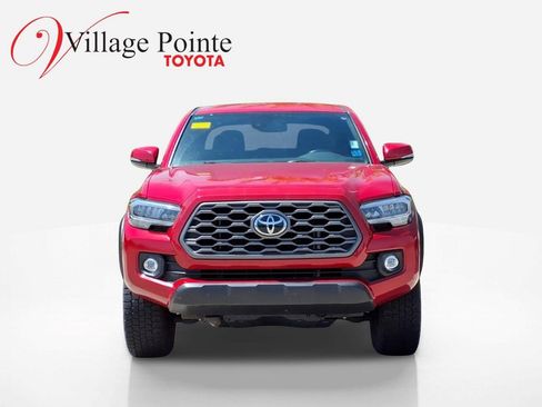 Used 2022 Toyota Tacoma TRD Off-Road AWD/4WD image 2