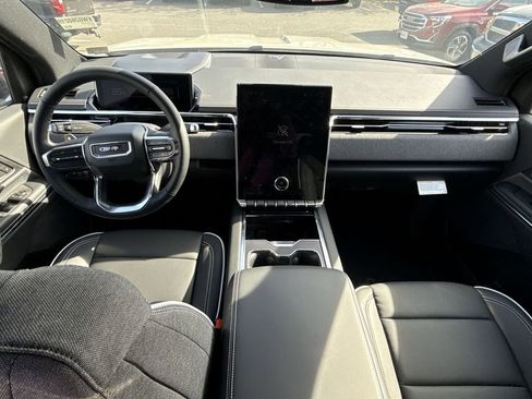 New 2026 GMC Sierra EV Elevation image 20