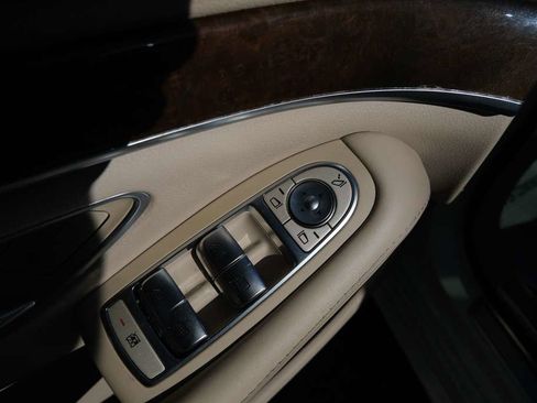Used 2015 Mercedes-Benz S 550 Sedan image 20