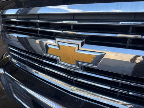 Used 2016 Chevrolet Silverado 2500 LTZ w/ LTZ Plus Package AWD/4WD image 23