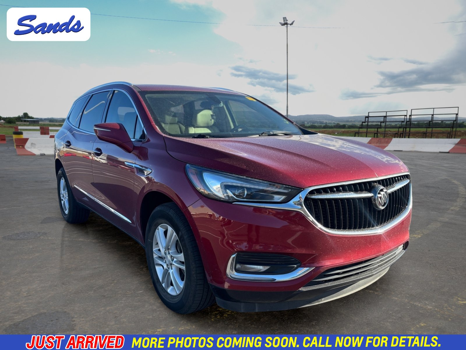 Used 2020 Buick Enclave Essence w/ Trailering Package, 5000 lbs. FWD image 1